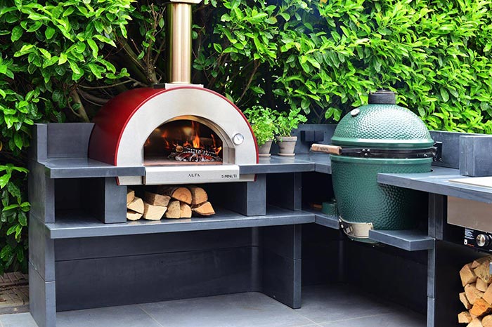 Fuel-type-outdoor-pizza-oven