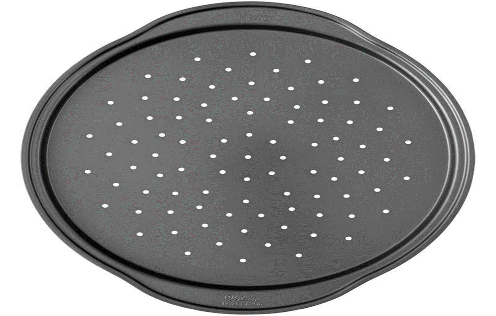 Pizza Pan With Holes vs No Holes: Which One is Better?